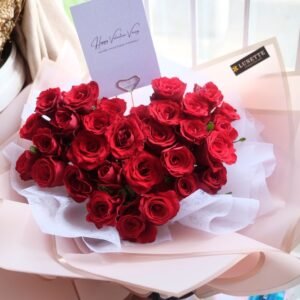Bouquet Roses Fresh Heart Shape – Buket Mawar Segar Bentuk Hati untuk Anniversary & Gift Spesial